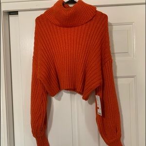 NEW Urban Outfitters Cropped Turtleneck